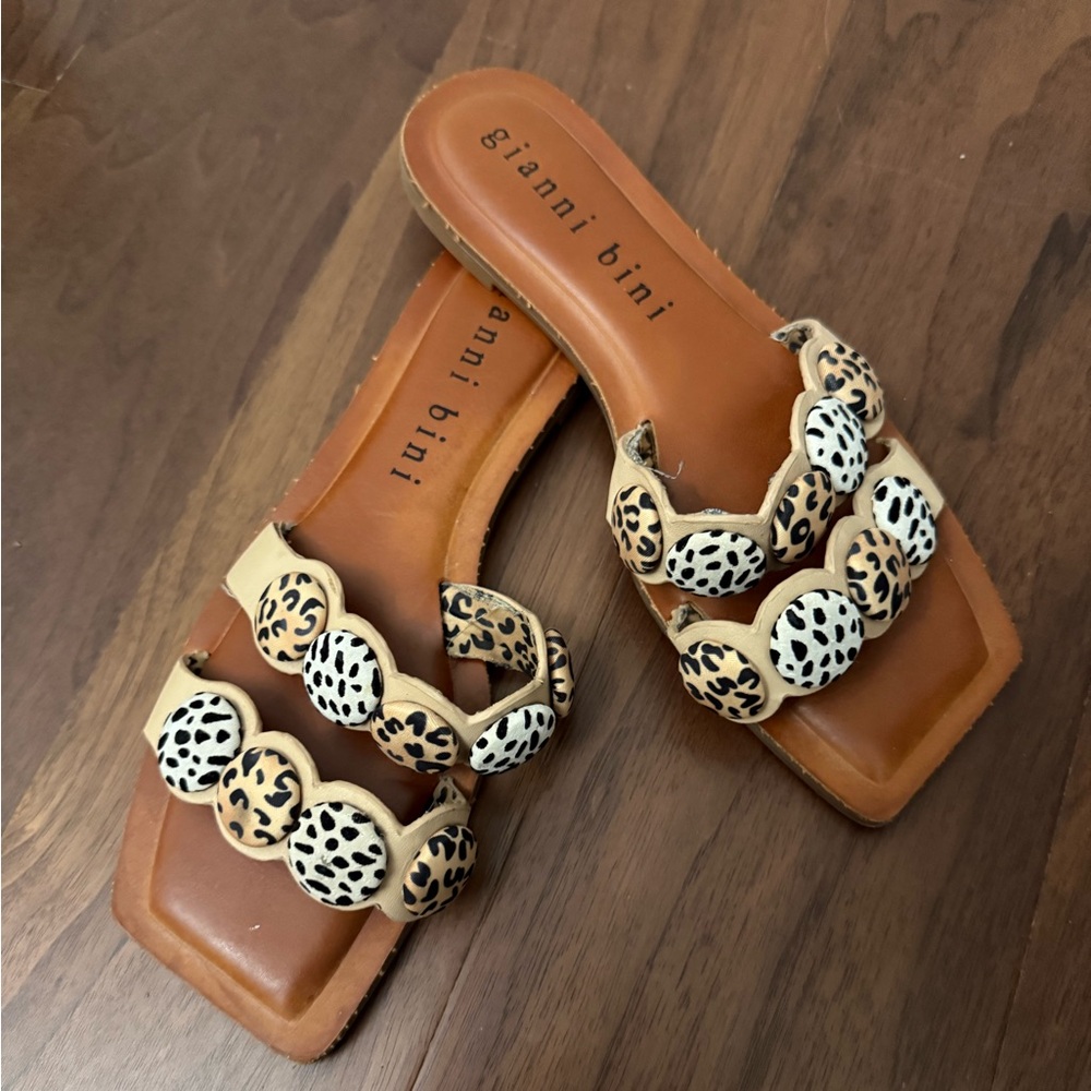 Gianni Bini Tan and Black Women's Sandals